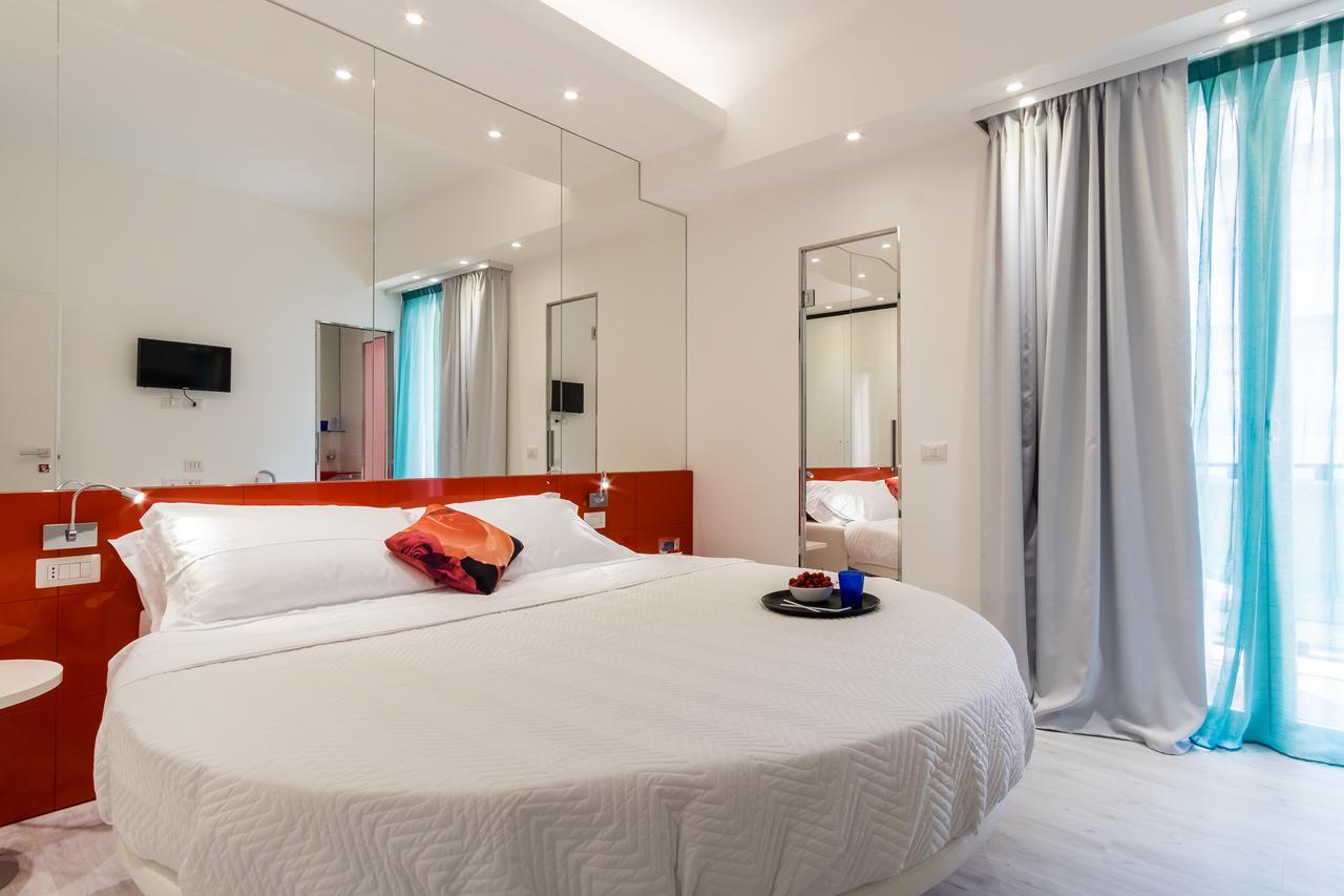 רימיני Hotel Nuovo Giardino מראה חיצוני תמונה